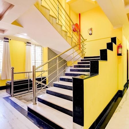 Capital O Good Luck Residency Hotel Dispur Ngoại thất bức ảnh