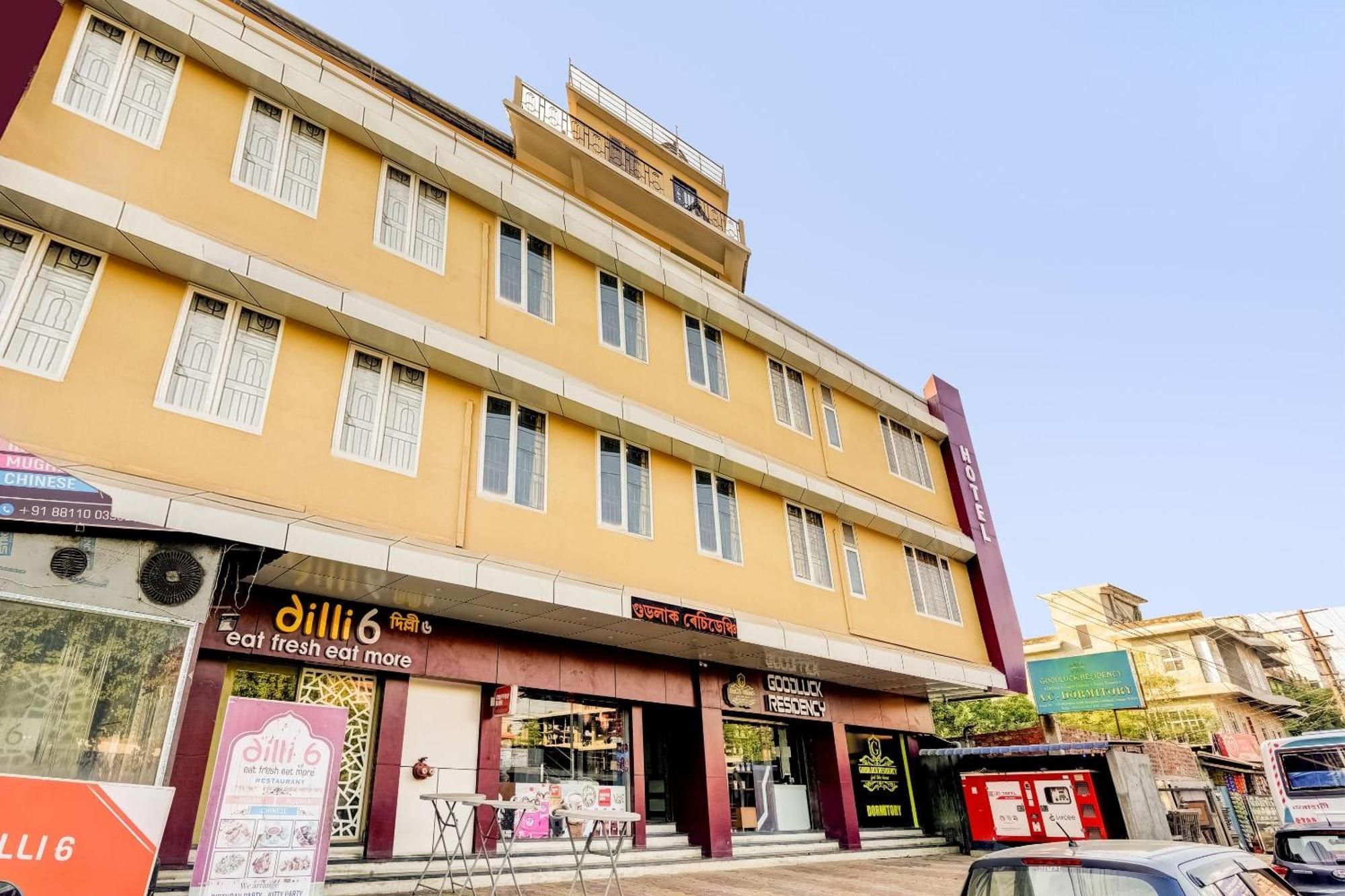 Capital O Good Luck Residency Hotel Dispur Ngoại thất bức ảnh