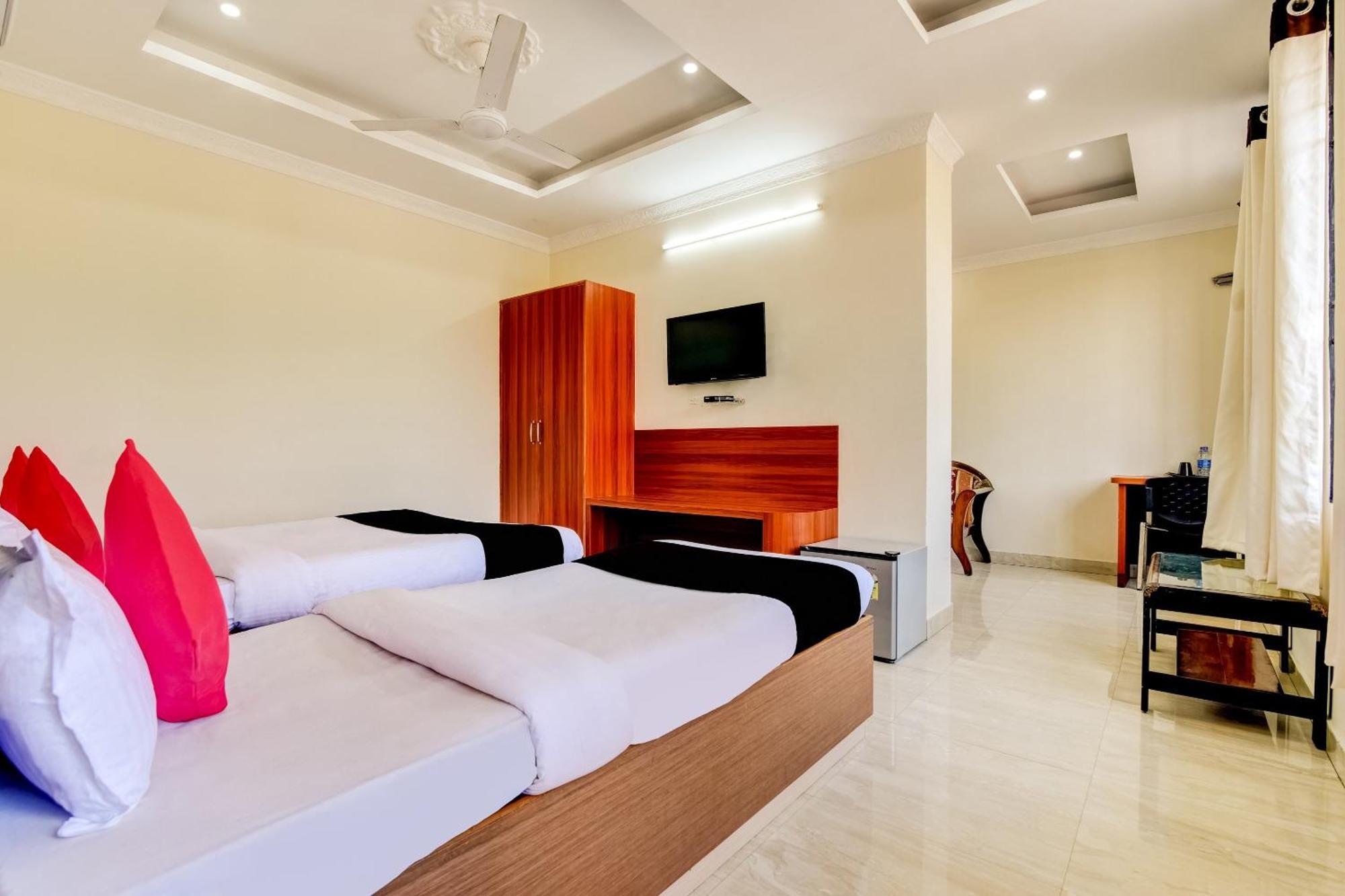 Capital O Good Luck Residency Hotel Dispur Ngoại thất bức ảnh