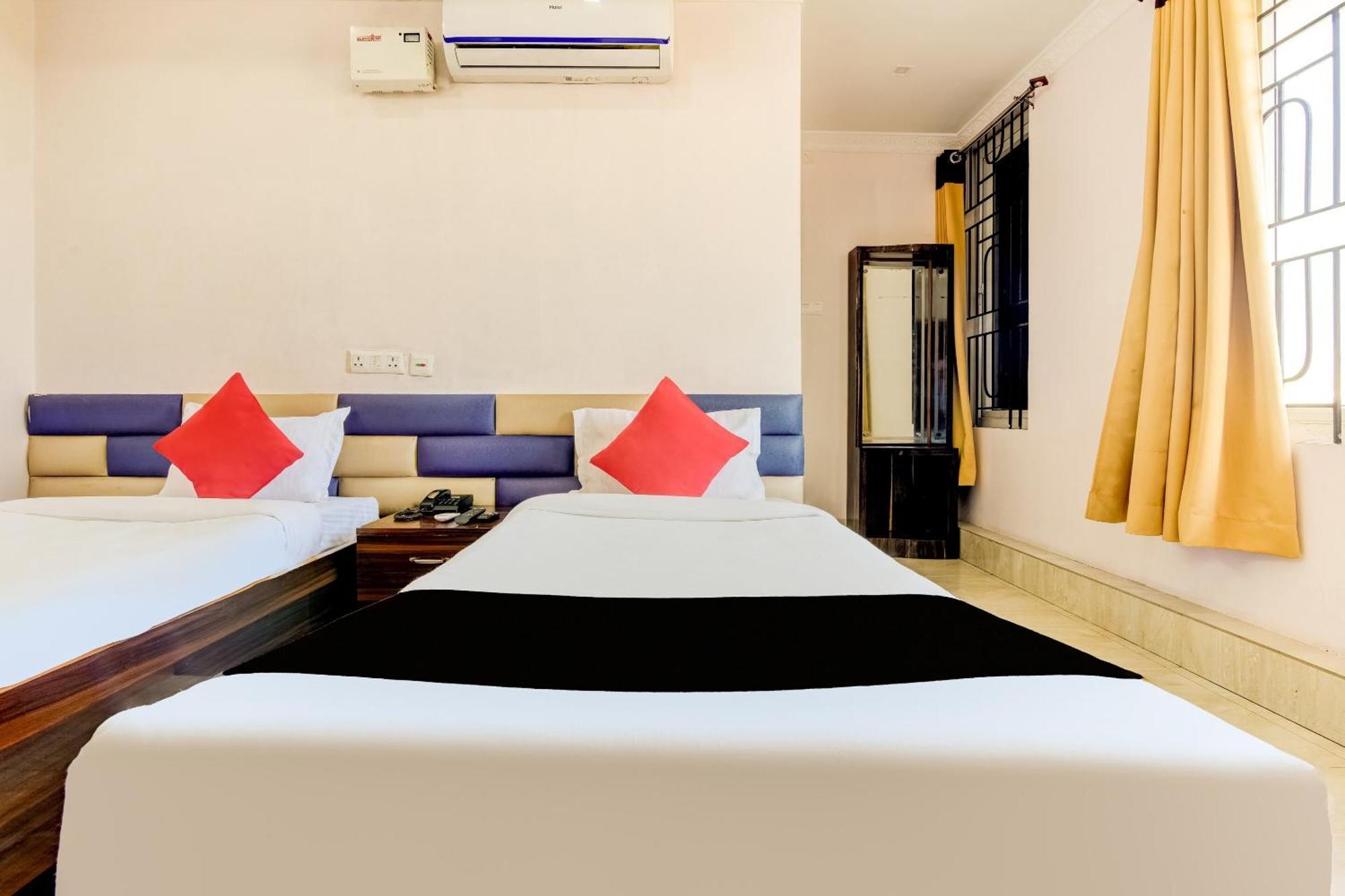 Capital O Good Luck Residency Hotel Dispur Ngoại thất bức ảnh