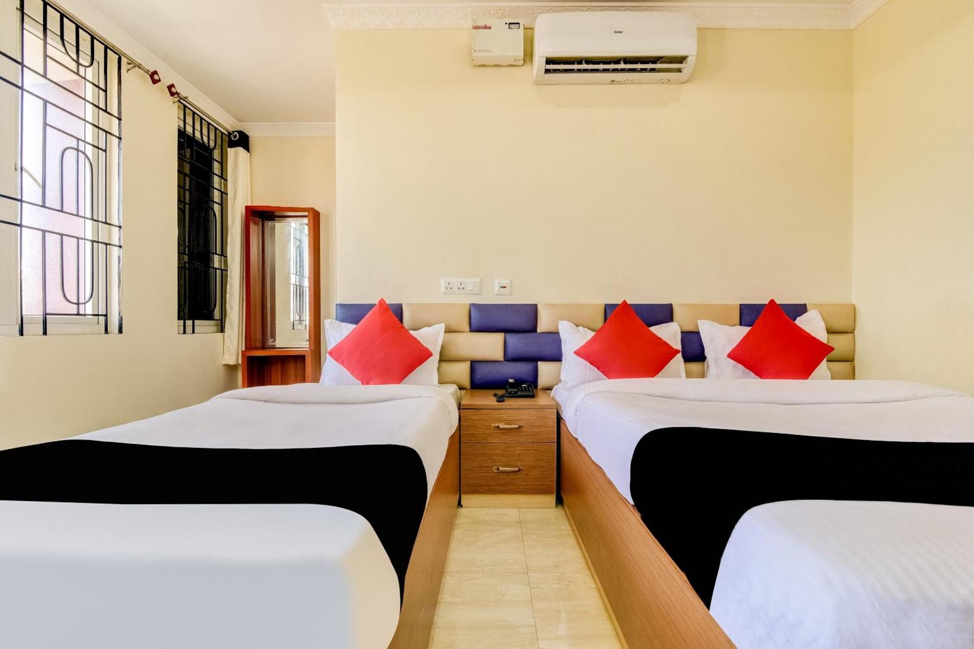 Capital O Good Luck Residency Hotel Dispur Ngoại thất bức ảnh